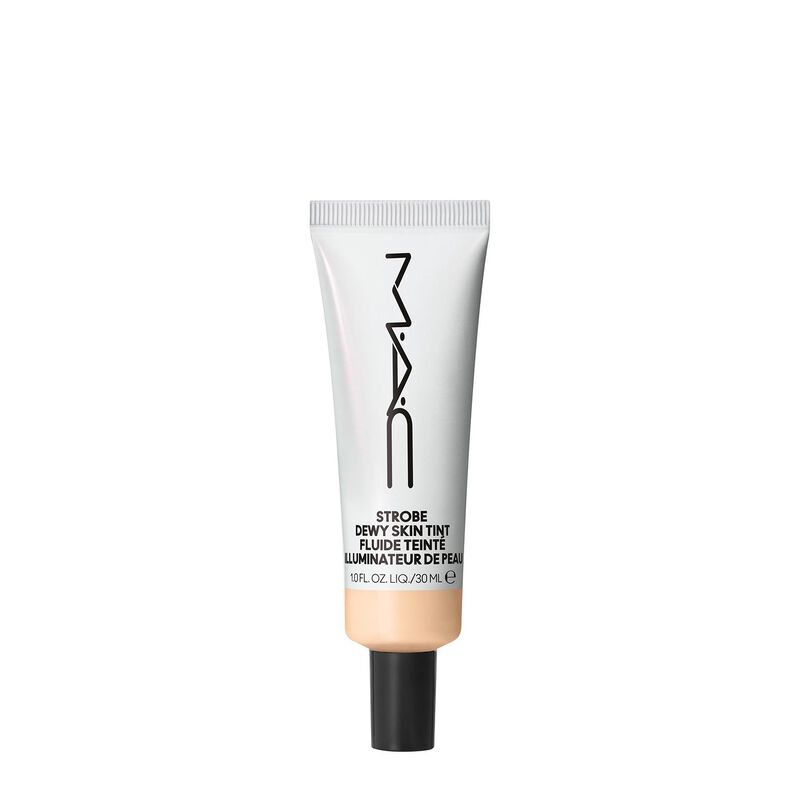 M.A.C Strobe Dewy Skin Tint image number 32